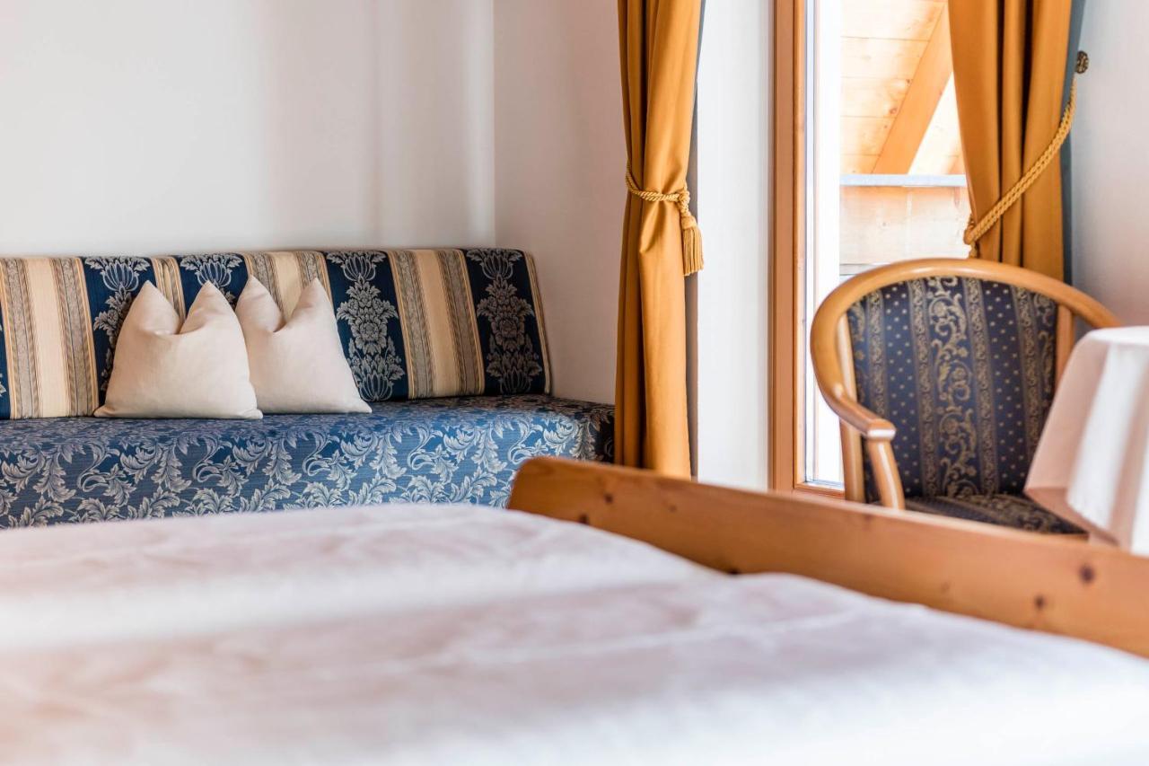 B&B Hotel Alpenrose Rooms & Apartments Valles Exterior photo